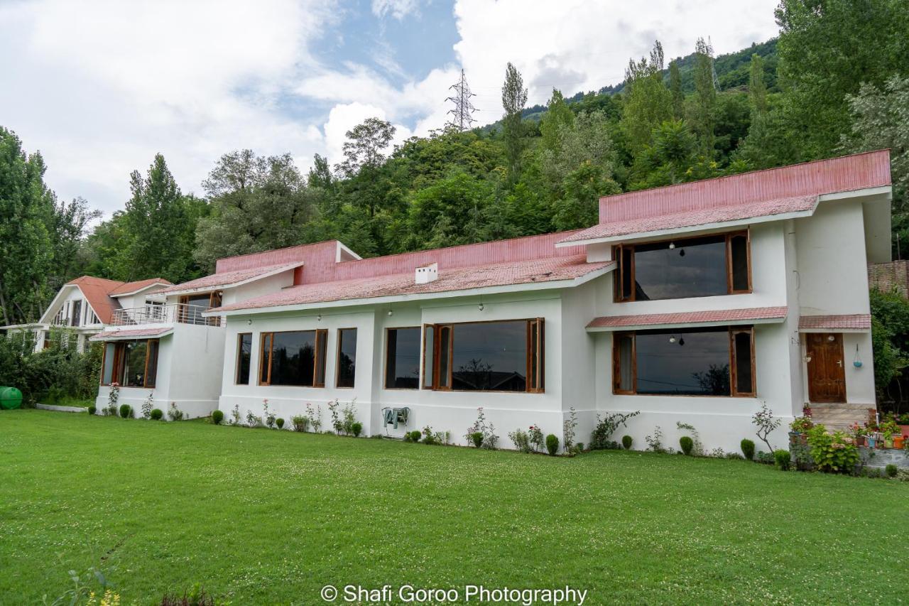 Orania Hotel Srīnagar Eksteriør billede