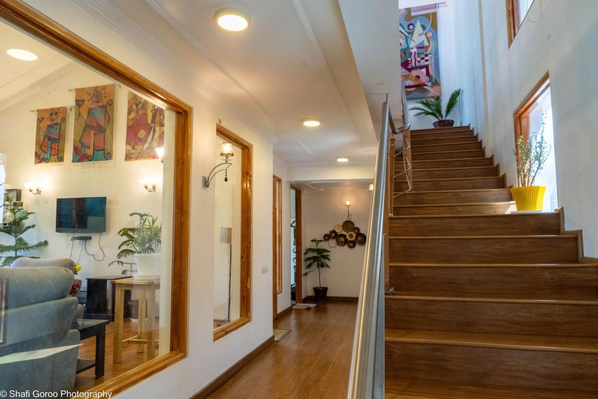 Orania Hotel Srīnagar Eksteriør billede